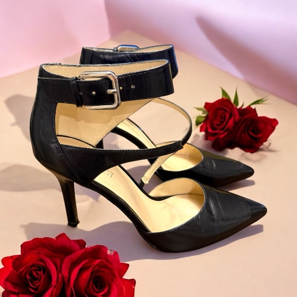 Nine West Shoes - Nine West Mezmerizo black / silver  size 7 leather ankle strap heel pointed toe.